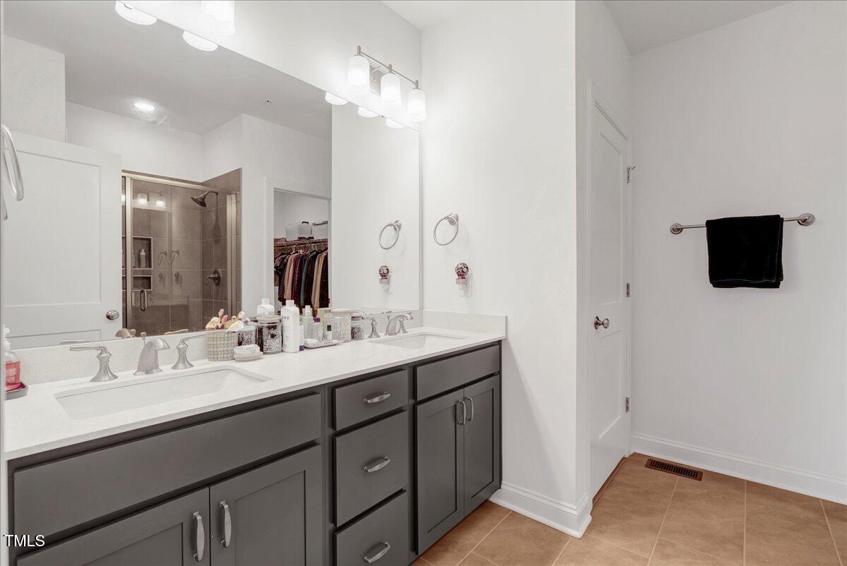 433 Wait Avenue, Unit 100 Wake Forest, NC 27587 - Photo 13 of 28 14-DSC07633