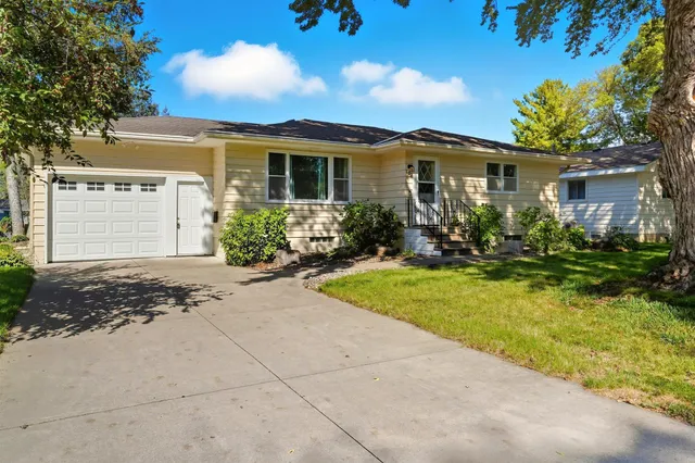 $307,000 | 105 5th Street Southeast, New Prague, MN 56071