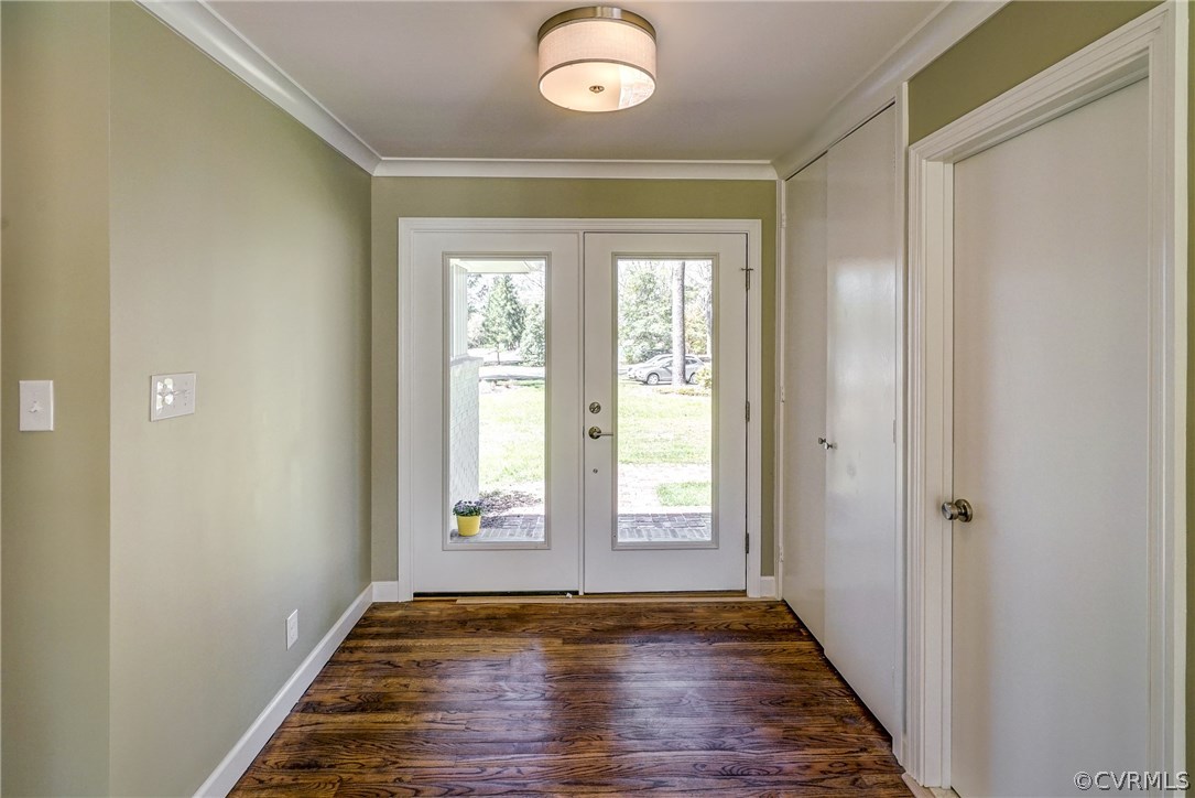 109 North Ridge Road Henrico, VA 23229 - Photo 3 of 41 a view of empty room with wooden floor and fan