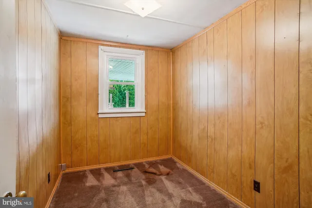 $325,000 | 4 Maple Avenue, Walkersville, MD 21793