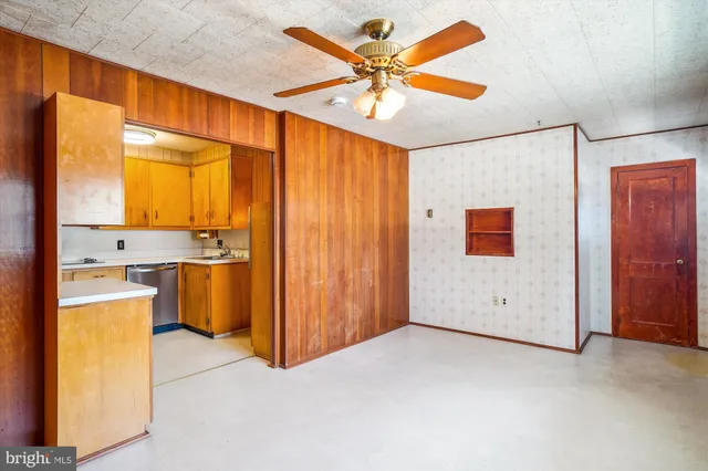 $325,000 | 4 Maple Avenue, Walkersville, MD 21793