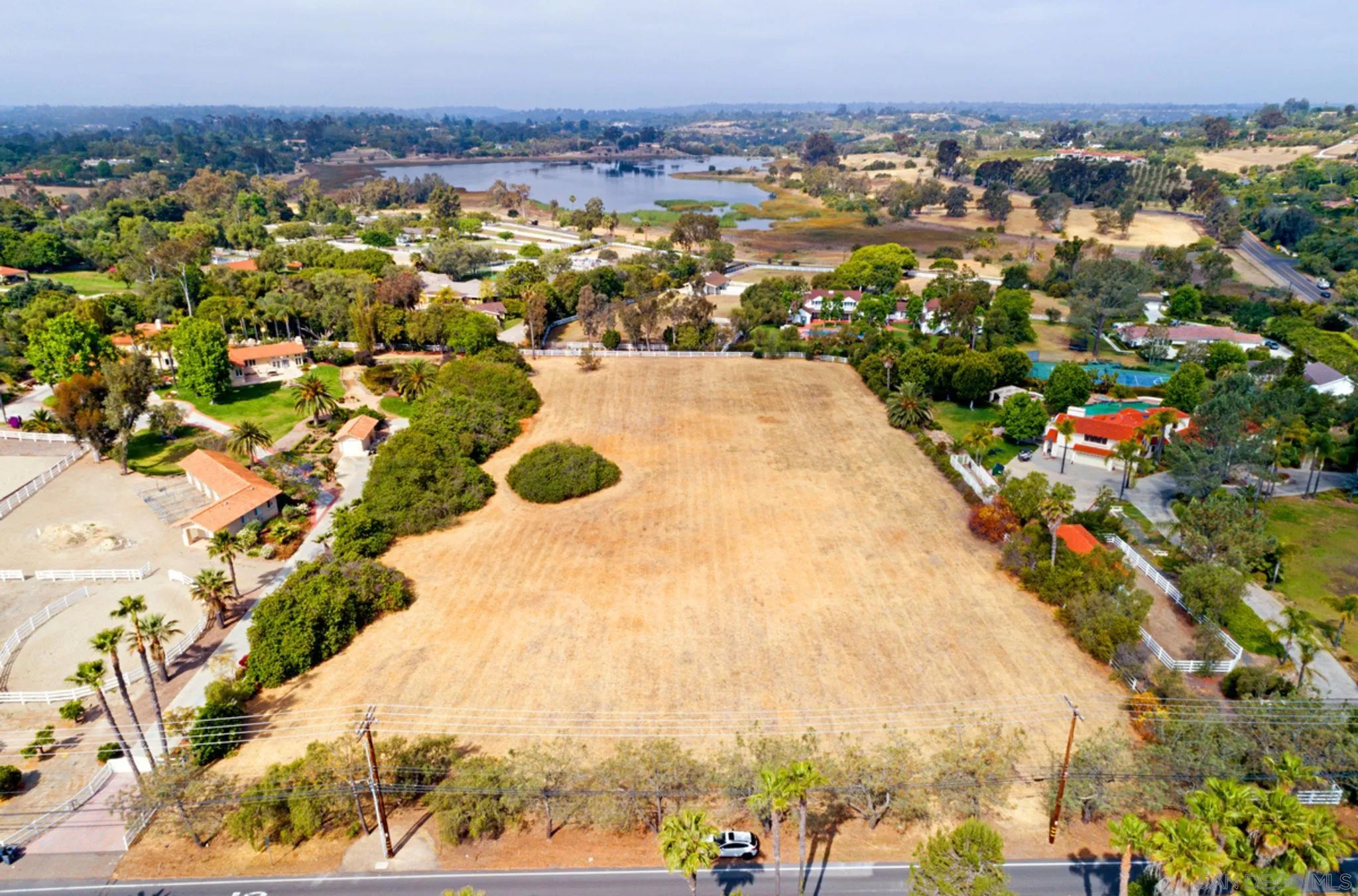 7 St Rancho Santa Fe Ca, Unit 1 Rancho Santa Fe, CA 92067 - Photo 1 of 8 a view of a city