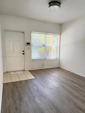 $2,100 | 972 Southwest 6th Avenue, Florida City, FL 33034