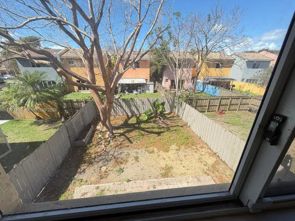 $2,100 | 972 Southwest 6th Avenue, Florida City, FL 33034