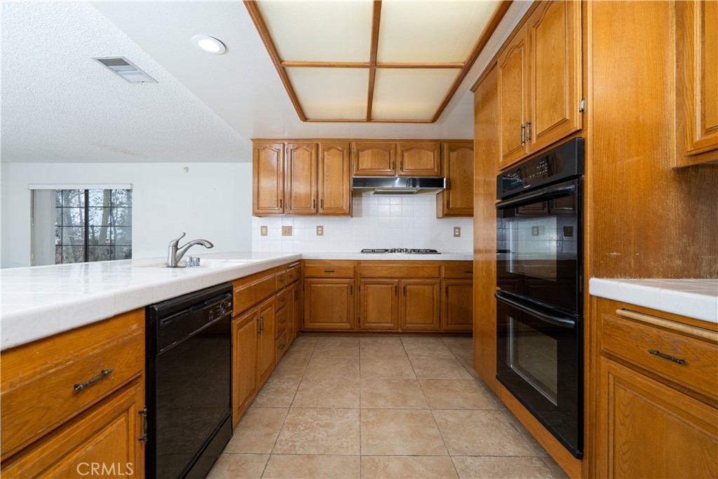 5363 Running Fawn Court Rancho Cucamonga, CA 91737 - Photo 13 of 41