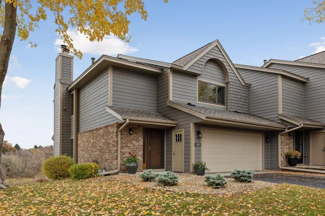$535,000 | 18002 Judicial Way North, Lakeville, MN 55044