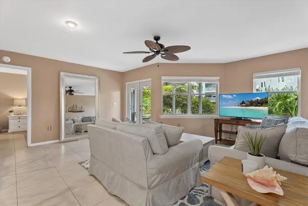 $699,900 | 1332 Siesta Bayside Drive, Unit 1332C, Sarasota, FL 34242