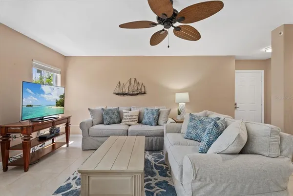$699,900 | 1332 Siesta Bayside Drive, Unit 1332C, Sarasota, FL 34242