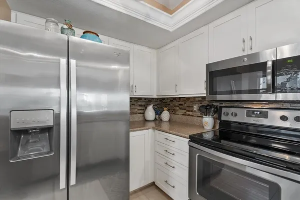 $699,900 | 1332 Siesta Bayside Drive, Unit 1332C, Sarasota, FL 34242