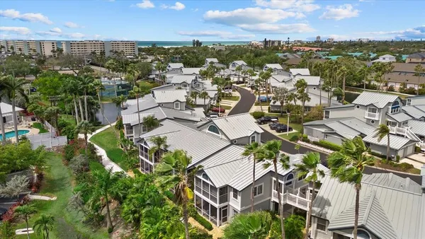 $699,900 | 1332 Siesta Bayside Drive, Unit 1332C, Sarasota, FL 34242