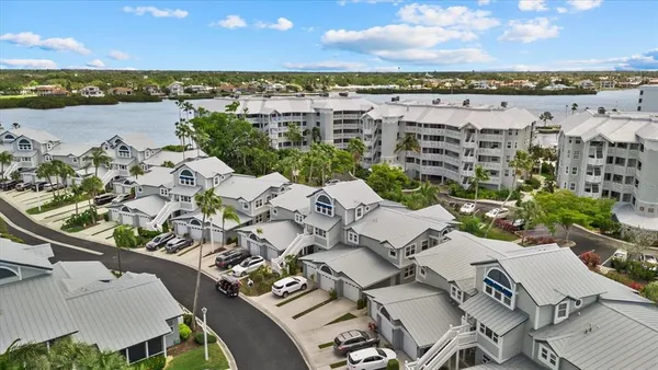 $699,900 | 1332 Siesta Bayside Drive, Unit 1332C, Sarasota, FL 34242
