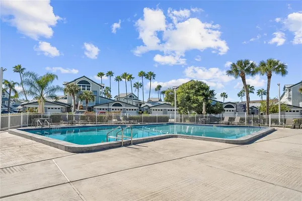 $699,900 | 1332 Siesta Bayside Drive, Unit 1332C, Sarasota, FL 34242