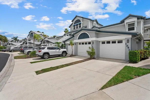 $699,900 | 1332 Siesta Bayside Drive, Unit 1332C, Sarasota, FL 34242