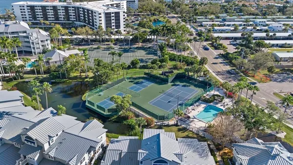 $699,900 | 1332 Siesta Bayside Drive, Unit 1332C, Sarasota, FL 34242