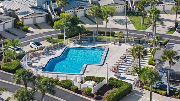 $699,900 | 1332 Siesta Bayside Drive, Unit 1332C, Sarasota, FL 34242