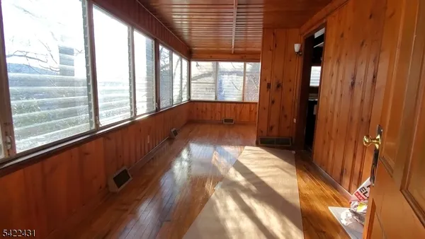 $2,000 | 48 West Shore Trail, Branchville, NJ 07826