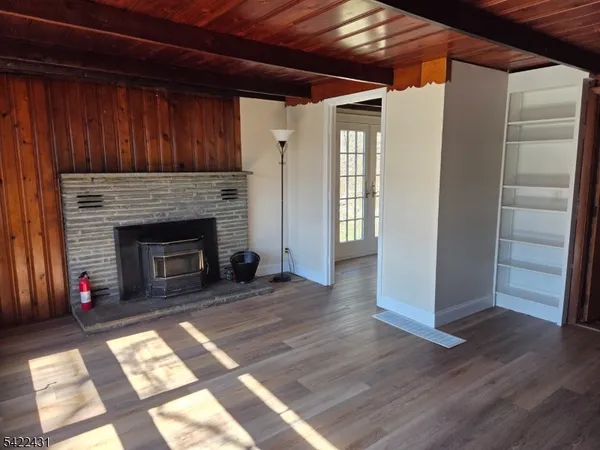 $2,000 | 48 West Shore Trail, Branchville, NJ 07826