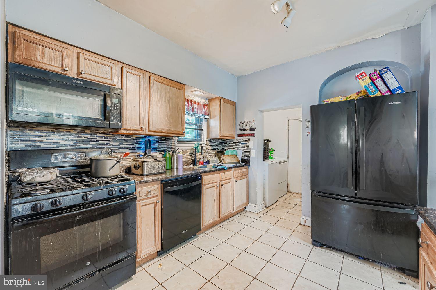 5334 Liberty Heights Avenue Baltimore, MD 21207 - Photo 11 of 28