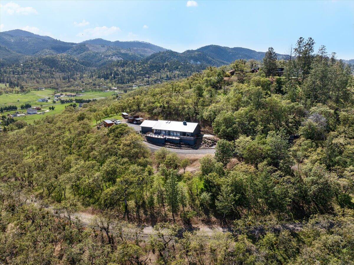 5229 Pioneer Road Medford, OR 97501 - Photo 53 of 62 Far from the madding crowds.