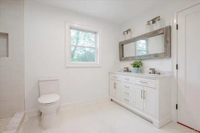 $899,000 | 35 Summit Drive, Mahopac, NY 10541