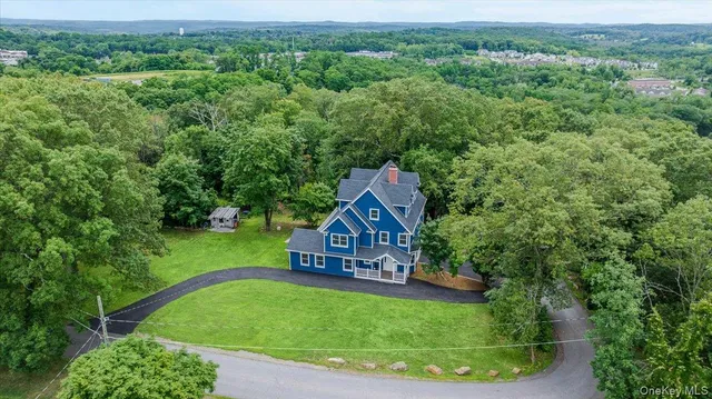 $899,000 | 35 Summit Drive, Mahopac, NY 10541