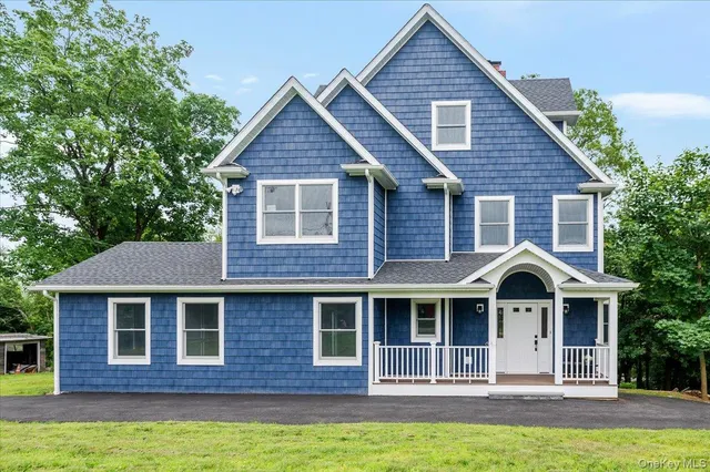 $899,000 | 35 Summit Drive, Mahopac, NY 10541