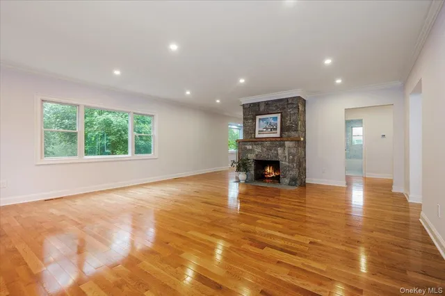 $899,000 | 35 Summit Drive, Mahopac, NY 10541