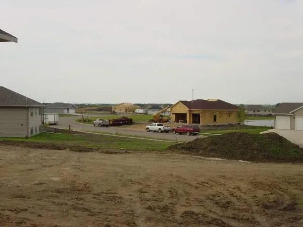 $42,500 | 1828 Thunderbird Road, Marshall, MN 56258