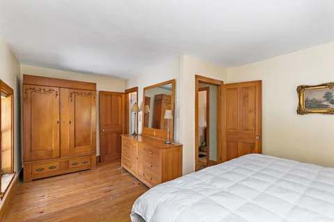 $525,000 | 318 Washington Street, Dundee, IL 60118
