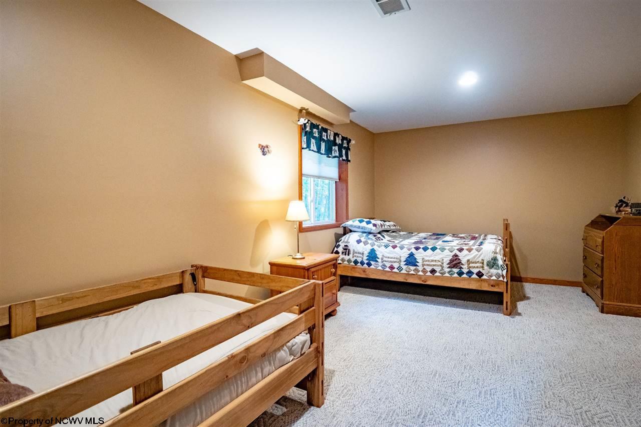 34 Aspen Knoll Road Davis, WV 26260 - Photo 13 of 20 Gallery Image 13