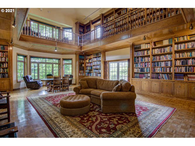 22833 Southwest Mountain Road West Linn, OR 97068 - Photo 14 of 32 Gallery Image 14