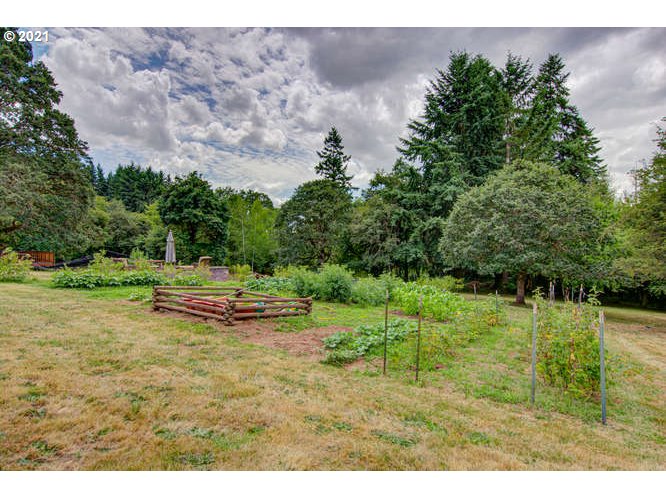 22833 Southwest Mountain Road West Linn, OR 97068 - Photo 28 of 32 Gallery Image 28