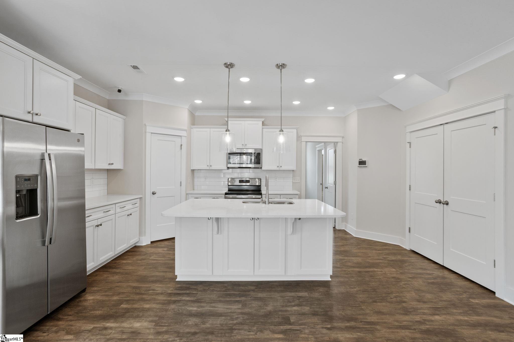 160 Xander Drive Greer, SC 29650 - Photo 9 of 32