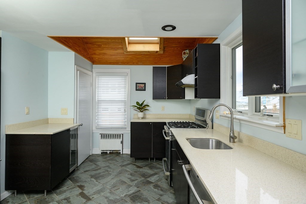 54 Standish Road Quincy, MA 02171 - Photo 11 of 31 Gallery Image 11