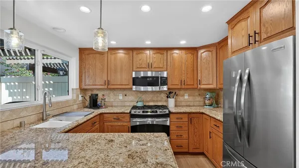 $729,999 | 4304 Lincoln Plaza Way, Cypress, CA 90630