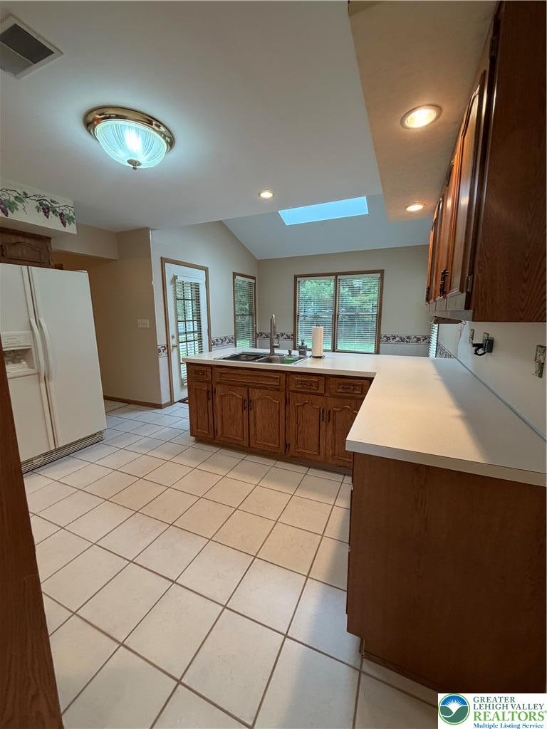 4165 Alder Road Bethlehem, PA 18020 - Photo 5 of 24