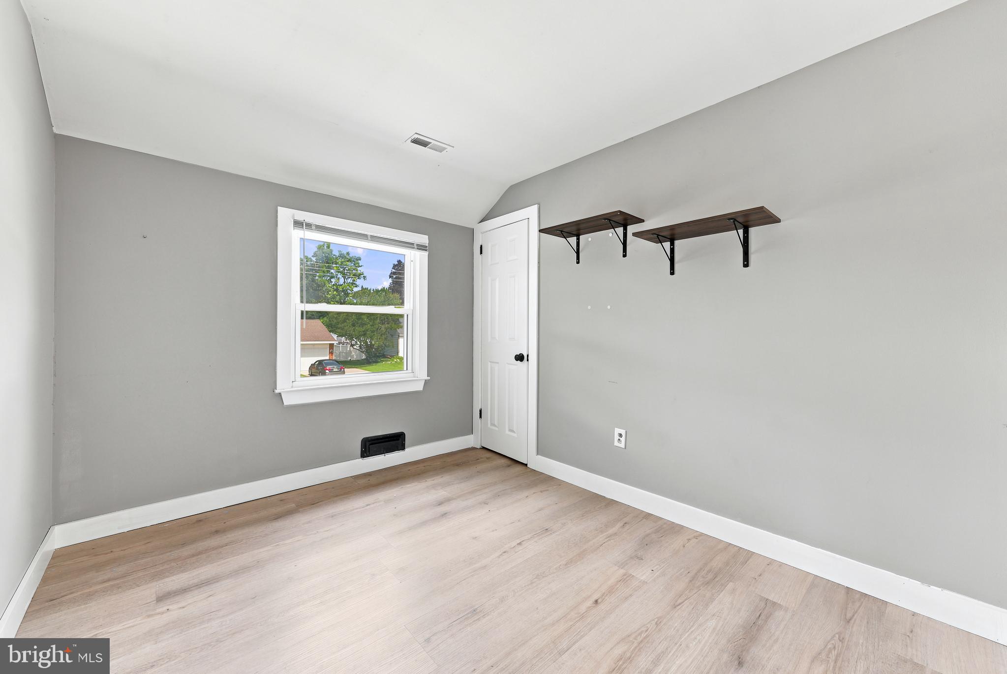 14 Buttonwood Road Stratford, NJ 08084 - Photo 21 of 35