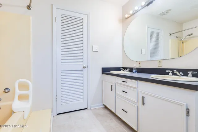 $229,000 | 147 Par Road 607, New Iberia, LA 70563