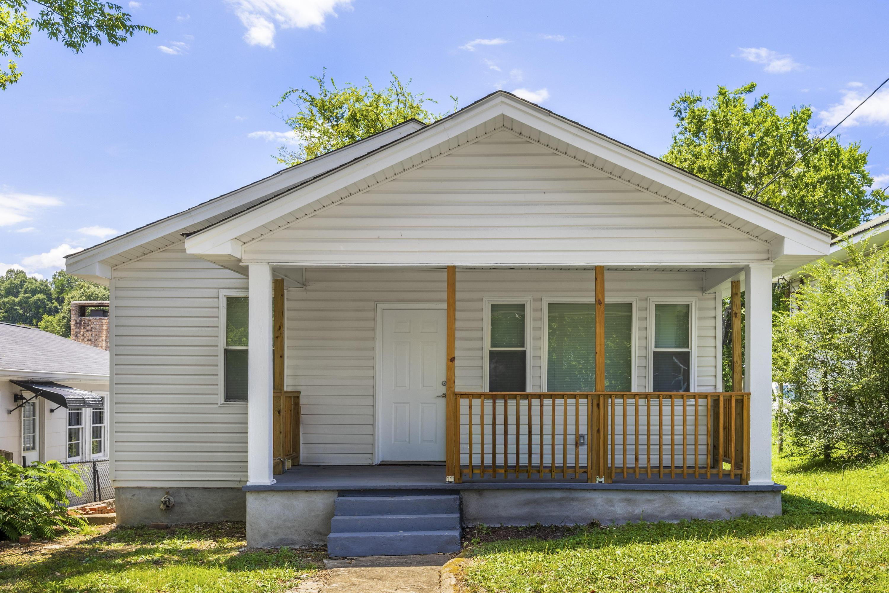 211 Wilson Street Rossville, GA 30741 - Photo 2 of 11 2025_07_July_Wilson_St_0008