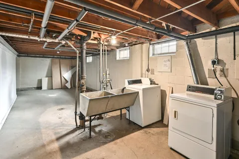 $899,000 | 7007 West Becher Street, West Allis, WI 53219