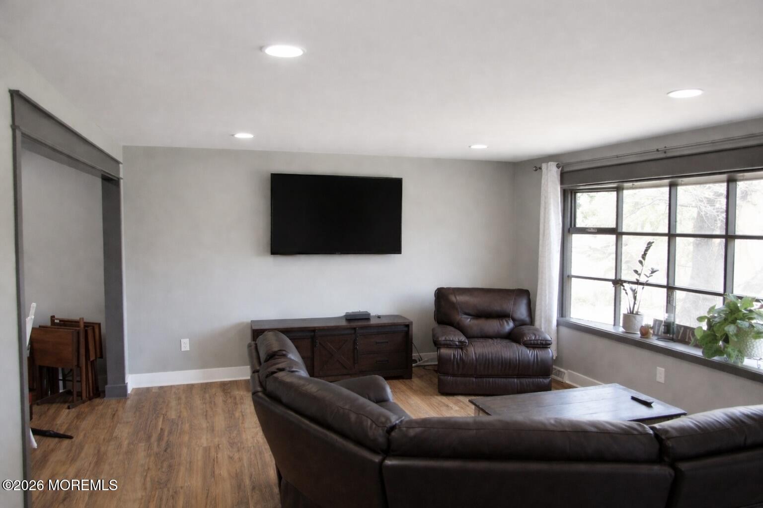 172 Hawkin Road Cream Ridge, NJ 08514 - Photo 2 of 24 Living room from steps