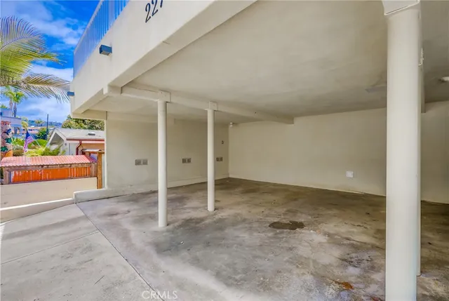 a view of parking area