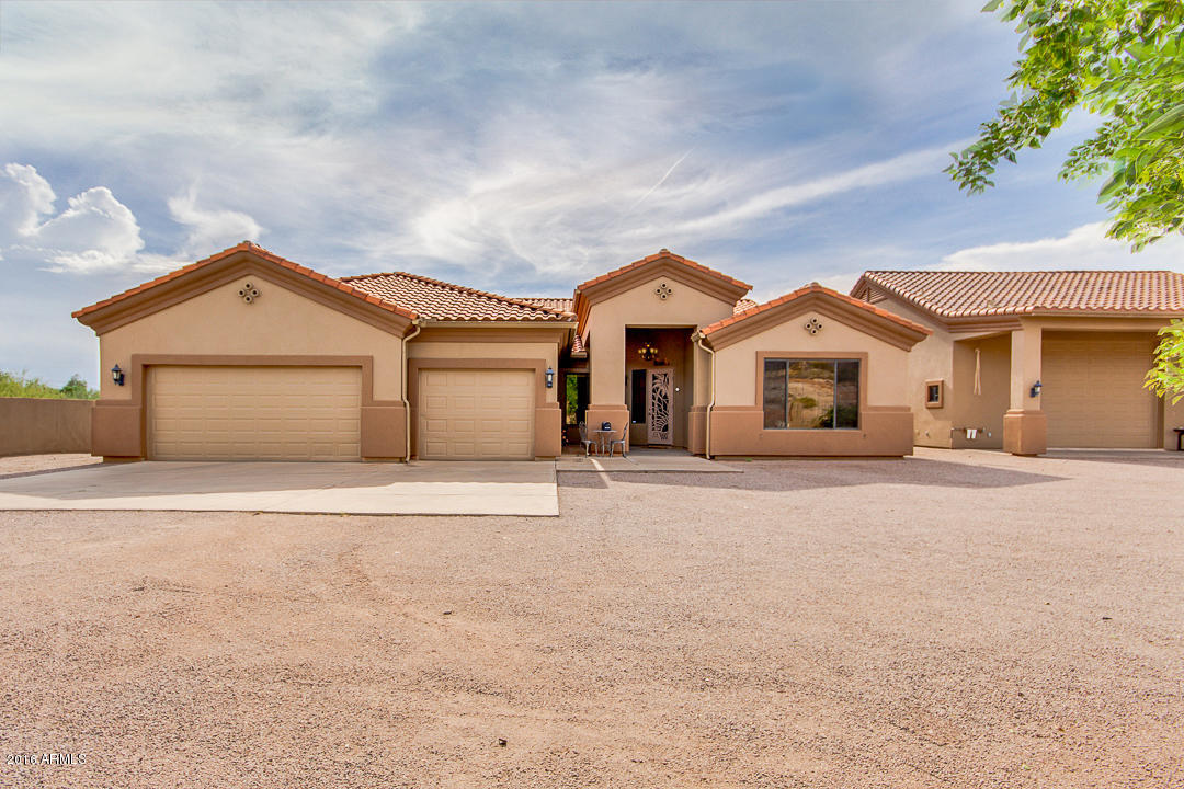 538 South Boyd Road Apache Junction, AZ 85119 - Photo 4 of 53 04-Boyd