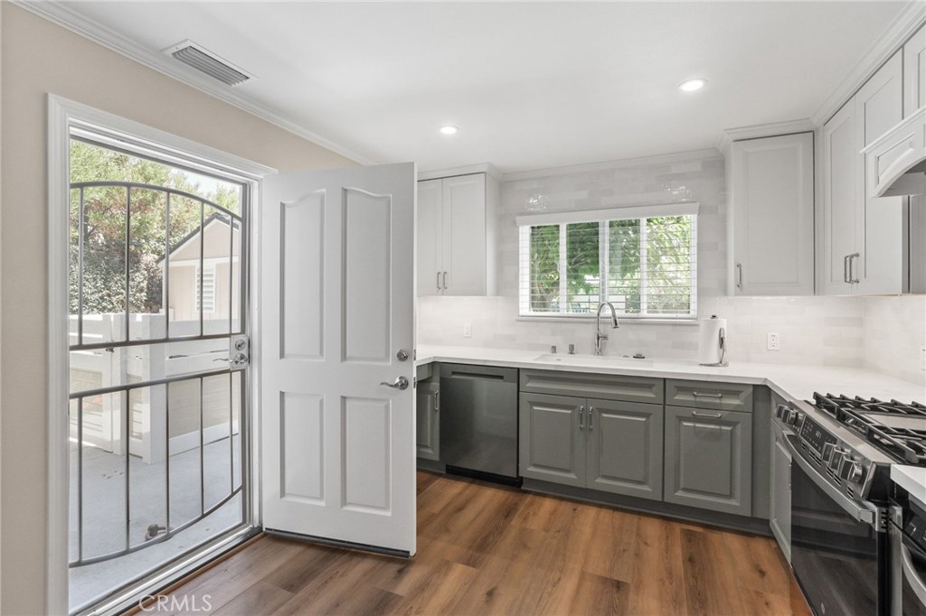 11682 Reagan Street Los Alamitos, CA 90720 - Photo 11 of 31