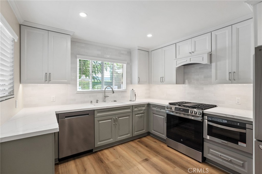 11682 Reagan Street Los Alamitos, CA 90720 - Photo 8 of 31