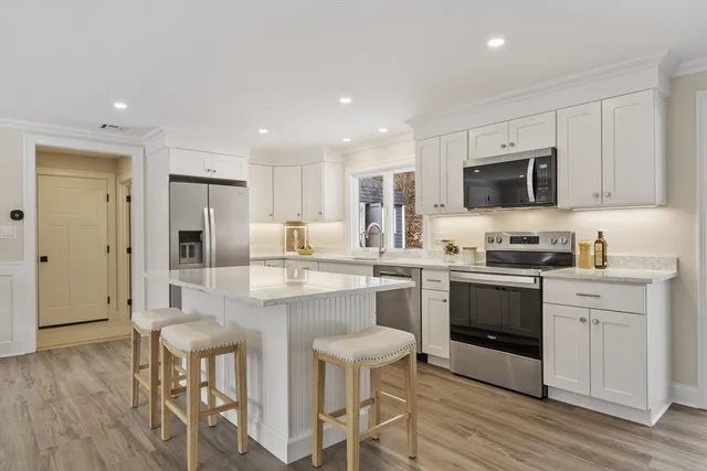 $649,900 | 4 Richard Road, Hudson, MA 01749