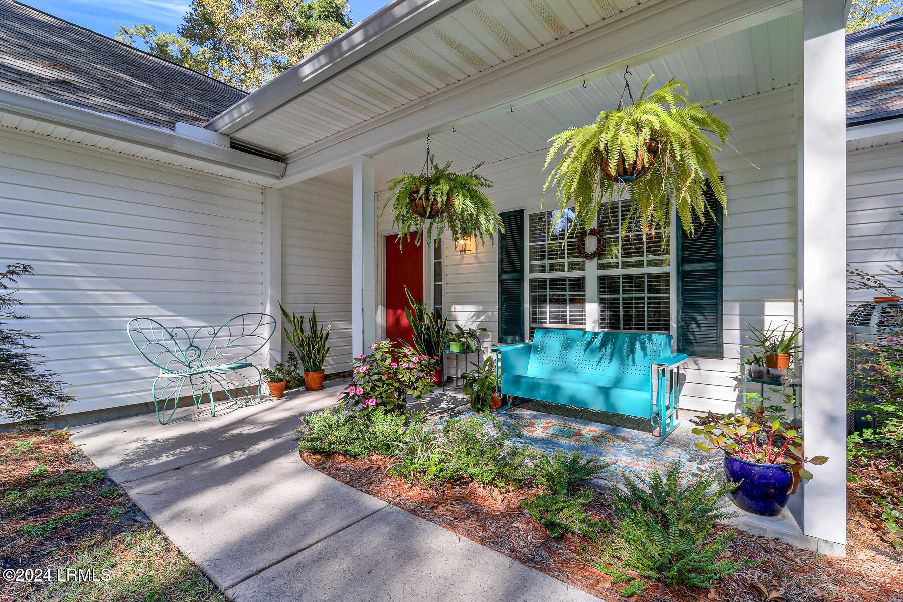 109 Wade Hampton Drive Beaufort, SC 29907 - Photo 4 of 37 109 Wade Hampton_-41