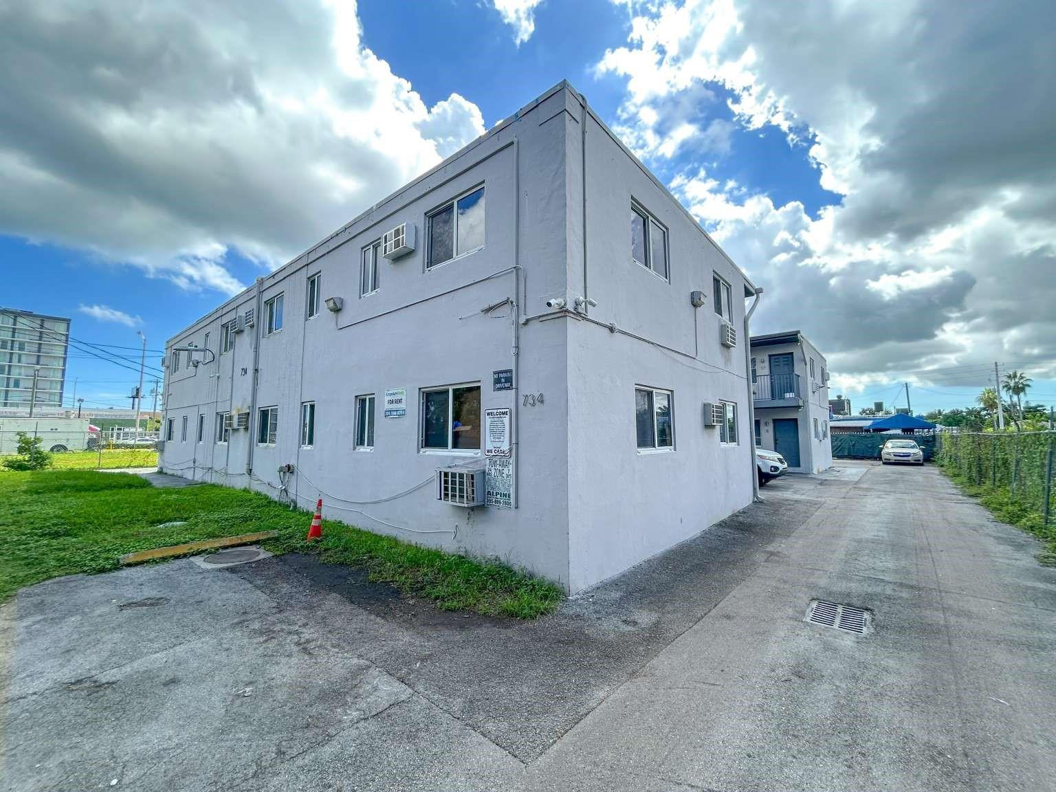 734 Northwest 80th Street Miami, FL 33150 - Photo 12 of 22 Photo 12
