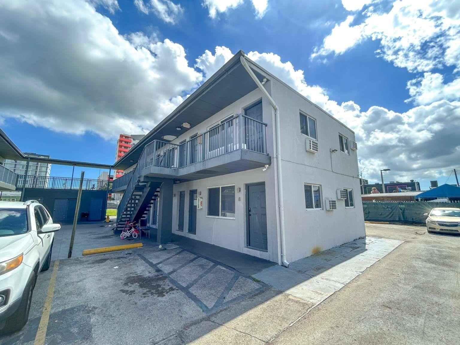 734 Northwest 80th Street Miami, FL 33150 - Photo 4 of 22 Photo 4