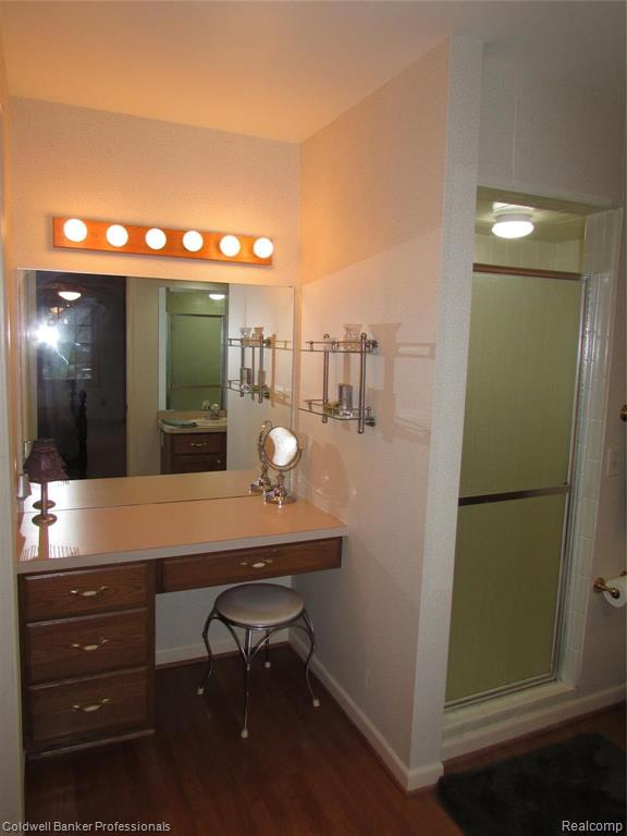 7725 Perry Lake Road Clarkston, MI 48348 - Photo 38 of 61